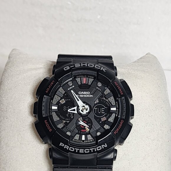 Casio G Shock Good shape black and analog - Picture 2 of 10